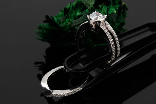 5 JEWELRY QUESTIONS: ANSWERED
