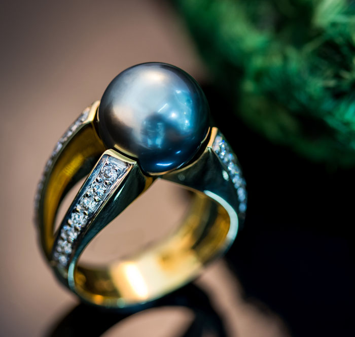 18k gold Tahitian pearl Ring